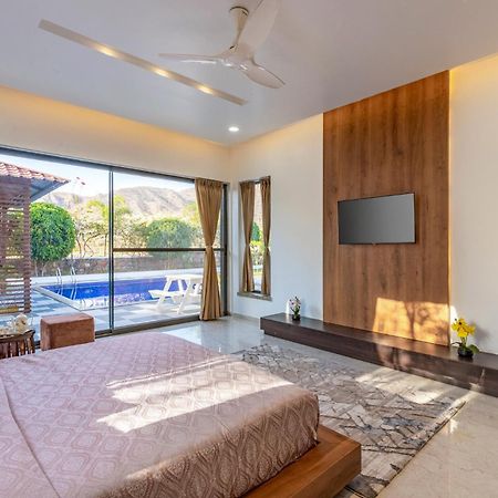 Stayvista'S Bella Dream - Mountain-View With Outdoor Pool, Lawn Featuring A Gazebo & Indoor Games Udaipur Exterior foto